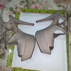 Nude Platform Pumps- Like New